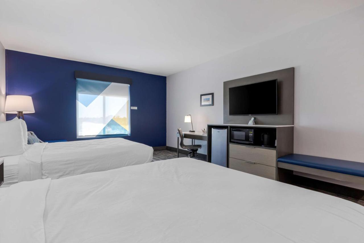 Best Western Plus Choctaw Inn & Suites Экстерьер фото