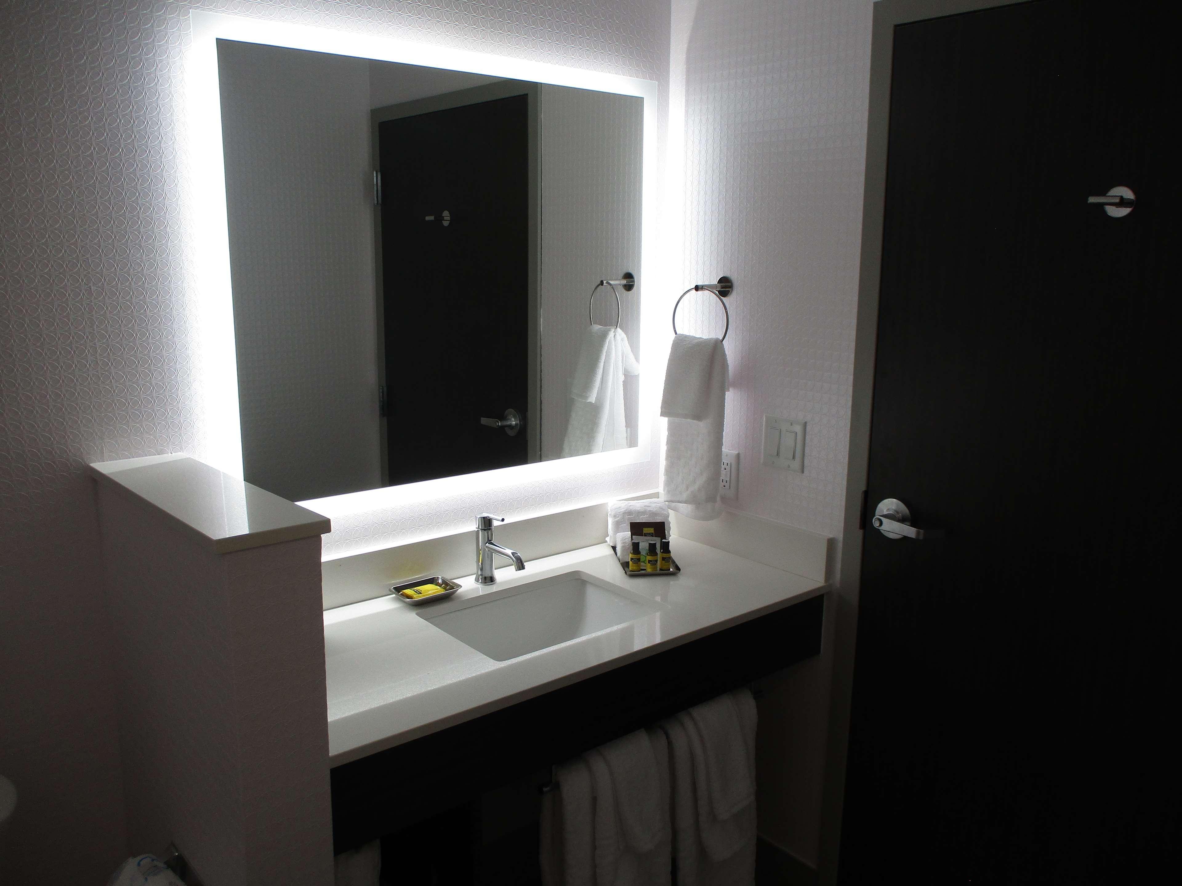 Best Western Plus Choctaw Inn & Suites Экстерьер фото