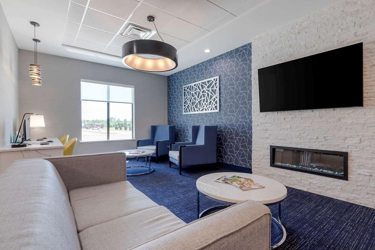 Best Western Plus Choctaw Inn & Suites Экстерьер фото